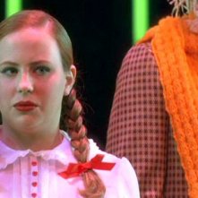 Brittney McNamara nelle vesti di Dorothy nel film Un microfono per due