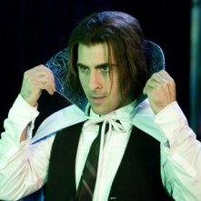 Jason Schwartzman, protagonista fantasioso del film Un microfono per due