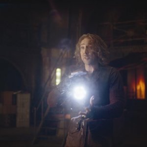 Nicolas Cage alle prese con la magia nel film L'apprendista stregone