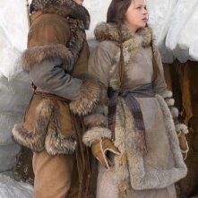 Jackson Rathbone e Nicola Peltz nel film The Last Airbender