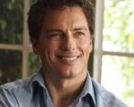 John Barrowman papà di Rachel in Glee?