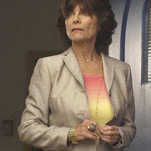 Adrienne Barbeau in un momento dell'episodio Una Vita da Sogno di Dexter