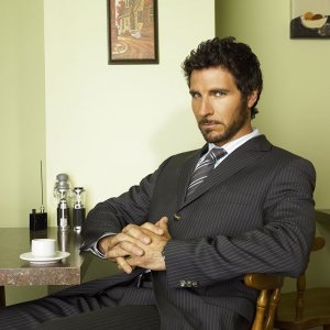 Ed Quinn in una foto promozionale di Eureka