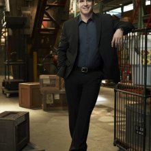 Eddie McClintock in una foto promo per la stagione 2 di Warehouse 13