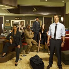 Un'immagine promozionale del cast principale di Eureka