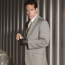Jason Patric in una sequenza del film The Losers
