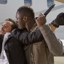Jeffrey Dean Morgan Con Idris Elba In Una Scena Del Film The Losers 169370