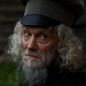 Primo piano di Aleksandr Lenkov dal fantasy Il maestro della pietra magica