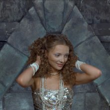 Rusalka (Ekaterina Vilkova) in una scena del fantasy russo Il maestro della pietra magica