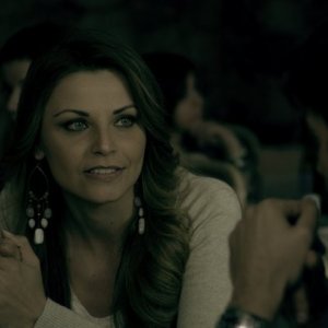 Tiziana de Giacomo in una scena del film Il ragazzo che abitava in fondo al mare