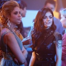 Lucy Hale Ed Ashley Benson Nell Episodio There S No Place Like Homecoming Di Pretty Little Liars 169602