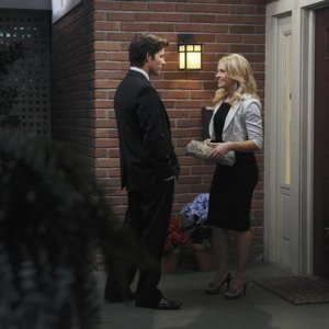 Philipp Karner e Melissa Joan Hart nel pilot di Melissa & Joey