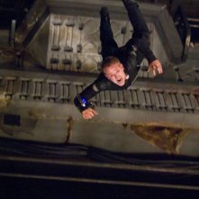 Ben Foster in una scena d'azione del film Pandorum