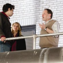 Jay Baruchel, Teresa Palmer e il regista Jon Turteltaub sul set del film L'apprendista stregone