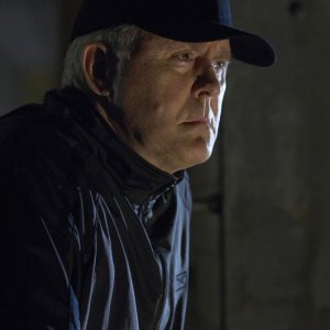 John Lithgow in una scena dell'episodio Blinded by the Light di Dexter