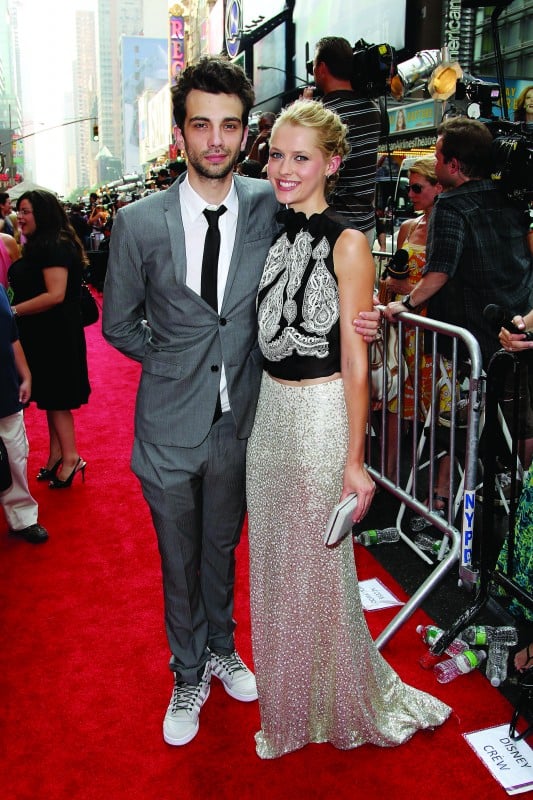 Jay Baruchel Con Teresa Palmer Alla Premiere Americana Del Film L Apprendista Stregone 169945