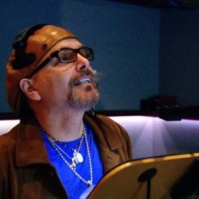 Joe Pantoliano dà la voce a Peek nel film Cats & Dogs: The Revenge of Kitty Galore