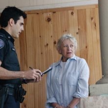 Ben Bass e Roberta Maxwell nell'episodio Bullet Proof di Rookie Blue
