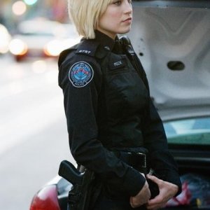 Charlotte Sullivan nell'episodio Hot and Bothered di Rookie Blue