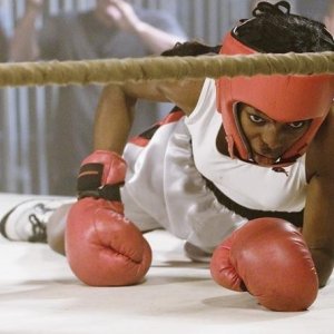 Enuka Okuma nell'episodio Fite Nite di Rookie Blue