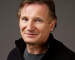 Liam Neeson è l'Uomo Ape in The Big C