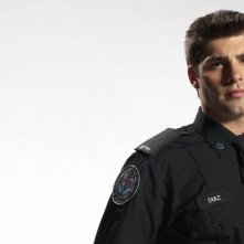Travis Milne in una immagine promozionale di Rookie Blue