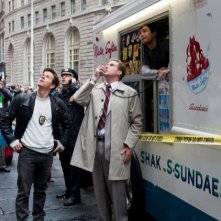 Will Ferrell e Mark Wahlberg sulla scena del crimine nella commedia The Other Guys