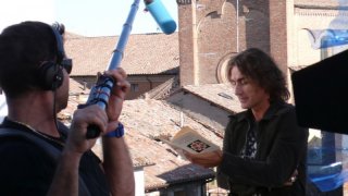 Luciano Ligabue sul set del documentario Niente Paura