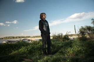 Una bella immagine di Luciano Ligabue nel documentario Niente Paura