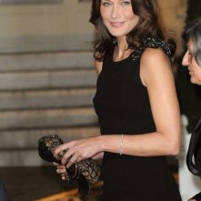 Un'incantevole Carla Bruni in occasione di una cena all'Eliseo