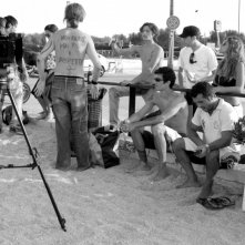 Cast e troupe de La Polinesia sotto casa durante una pausa.