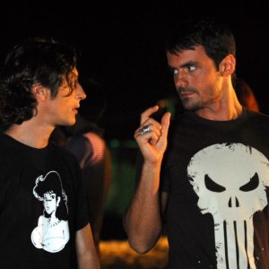 Gli attori Alessandro Gimelli e Gianluca D'Ercole sul set de La Polinesia è sotto casa