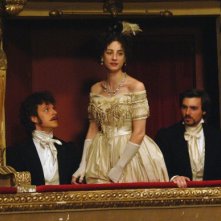 Noi credevamo di Mario Martone. Al centro Francesca Inaudi tra Andrea Bosca ed Edoardo Natoli