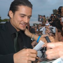 Orlando Bloom a Venezia per il film Elizabethtown, firma autografi