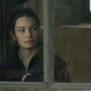 Sarah Horváth in una scena del film Songs of Love and Hate