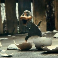 Una scena del film The Ugly Duckling del 2010