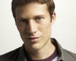 Zach Gilford chirurgo plastico in Off The Map
