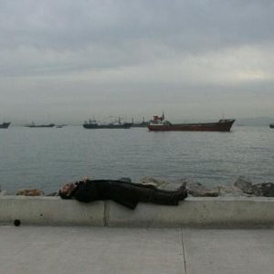 Una scena del film Saç (Hair, 2010)