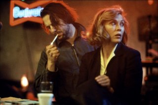 Dunaway e Rourke in Barfly