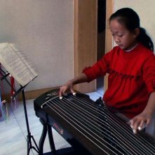 Una scena del film Karamay (2010)