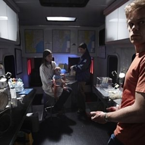 Dexter: Michael C. Hall in una scena della premiere della stagione 5