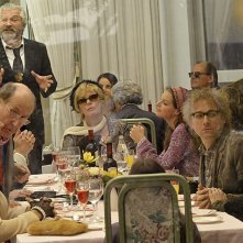 Veronica Ferres, Hans Hollmann, Emilio de Marchi, Elke Sommer, Yvonne Catterfeld, Markus Hering e Meret Becker nel film Das Leben ist zu lang