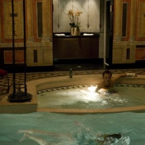 Una scena di Somewhere con Stephen Dorff e Elle Fanning