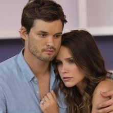 Austin Nichols e Sophia Bush nell'episodio Asleep At Heaven's Gate di One Tree Hill