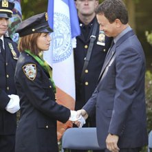 Gary Sinise ed Anna Belknap nell'episodio The 34th Floor di CSI: New York