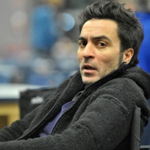 Il regista Saverio Costanzo sul set del suo film La solitudine dei numeri primi