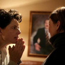 Isabella Rossellini e Alba Rohrwacher in una scena del film La solitudine dei numeri primi