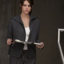 Lyndsy Fonseca nel ruolo di Alex nel pilot della serie Nikita della CW
