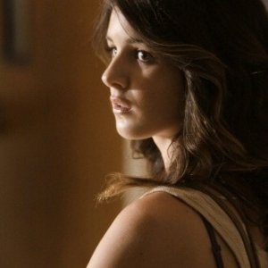 Shenae Grimes nell'episodio Senior Year, Baby di 90210