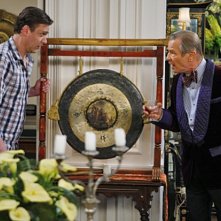 Jason Segel e Michael York nell'episodio Robots Vs. Wrestlers di How I Met Your Mother